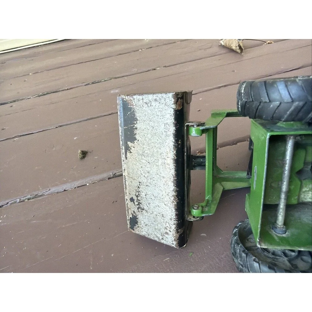 Vintage 1970s ERTL #569-7611 John Deere 1/16 Diecast Skid Steer Loader bobcat